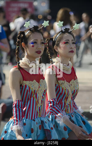 Tokyo, Japon. Apr 30, 2017. Les gens au cours de l'EDC au Japon le dimanche 30 avril 2017. Photo par : Ramiro Agustin VArgas Tabares Crédit : Ramiro Agustin Vargas Tabares/ZUMA/Alamy Fil Live News Banque D'Images