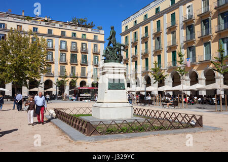 Ville de Gérone, à la place de l'indépendance (Plaça de la Independencia), Catalogne, Espagne, Europe Banque D'Images