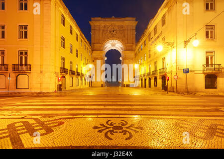 La nuit, Place du Commerce à Lisbonne, Portugal Banque D'Images