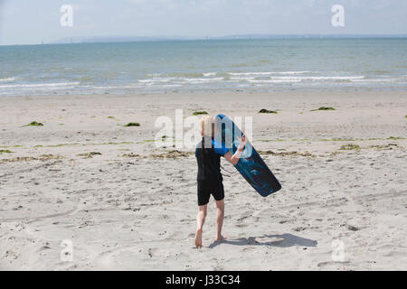 La plage de sable préservée de West Wittering sur la virilité, dans le district de Chichester, West Sussex, Angleterre, Royaume-Uni Banque D'Images