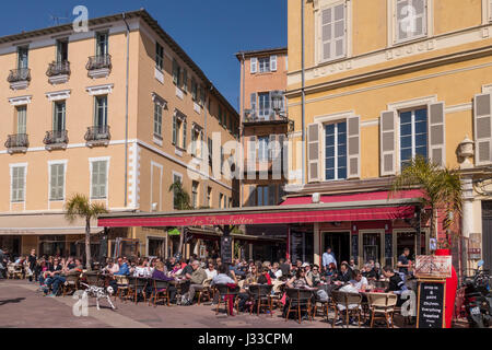 Café de la rue, Cours de Selaya, Les Ponchettes, Nice, Alpes Maritimes, Provence, Côte d'Azur, Méditerranée, France, Europe Banque D'Images
