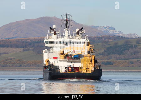 Rivière du Nord SD, d'un bâtiment exploité par Serco auxiliaire Marine Services, passant Greenock au début de l'exercice Joint Warrior 17-1 Banque D'Images