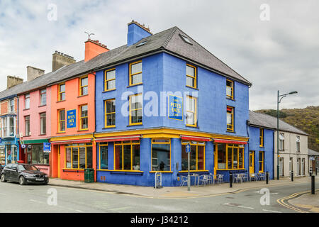 Pete's mange, un bâtiment coloré et bien connu à Llanberis, Nord du Pays de Galles Banque D'Images