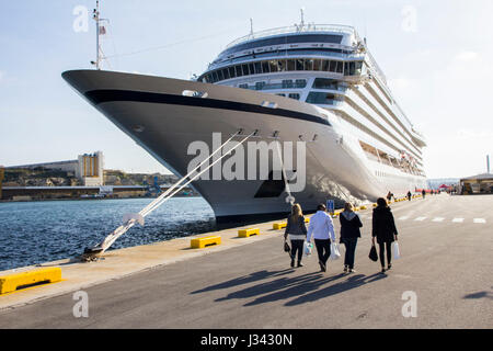 Mer Viking de haute mer, bateau de croisière amarré, à La Valette, Malte. Banque D'Images