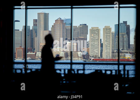 L'horizon de l'autre côté de la baie de la capitale du Massachusetts Boston, United States, USA, Banque D'Images