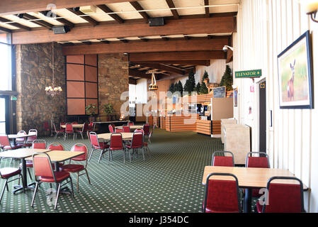 PALM SPRINGS, CA - 25 mars 2017 : Pines Cafe sur le Tramway Aérien de Palm Springs Station de montagne. Depuis 1963, près de 18 millions de personnes ont voyagé t Banque D'Images