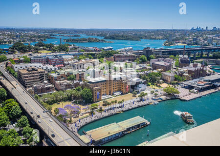 L'Australie, New South Wales, Sydney, vue aérienne des roches à Circular Quay, le Musée d'art contemporain et de l'Overseas Passenger Terminal Banque D'Images