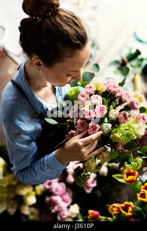 Ce fleuriste Bouquet Arrangement Banque D'Images