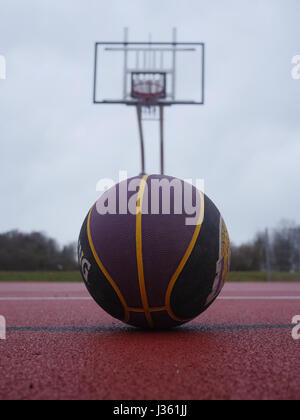 Basket Ball sur jeux pour enfants Banque D'Images