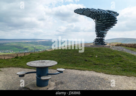 Le chant de l'arbre est un pantopican sonnerie situé à Crown Point plus à Burnley, dans le Lancashire. Banque D'Images