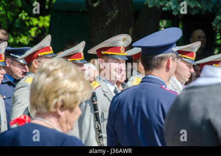 L'Ukraine, Kiev, 9 mai 2014 : Fête de la Victoire, colonne personnes Banque D'Images