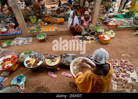 Le BURKINA FASO, Po, marché / Markt Banque D'Images