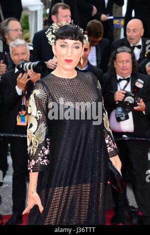 Rossy de Palma en arrivant sur le tapis rouge pour le film 'aimer' 69e Festival de Cannes Mai 16, 2016 Banque D'Images