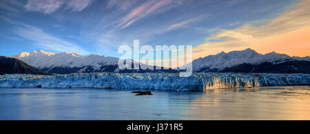 Lever du soleil à la Hubbard Glacier Banque D'Images