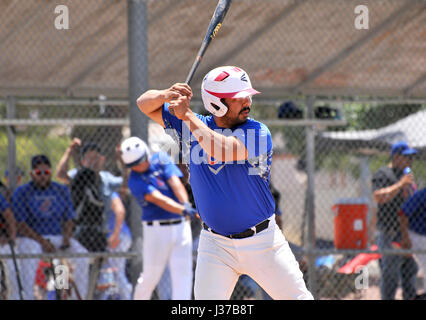 Les Mulos et les Cubs, avec les équipes de base-ball de ligue mexicaine, jouer un match de championnat à Mission Manor Park, Tucson, Arizona, USA. Banque D'Images