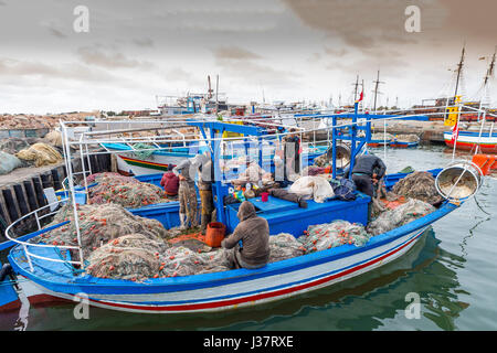 Houmt Souk, Marina, Tunisie, bateaux de pêche, l'île de Djerba, Banque D'Images