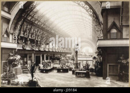 'Den nordiske Udstillings fotografiske Atelier' fait référence à un studio photographique associé à l'exposition nordique. Ce studio a contribué à la documentation et à la représentation des événements et expositions du exhibitionâ€™, préservant les moments historiques du début du XXe siècle. Banque D'Images