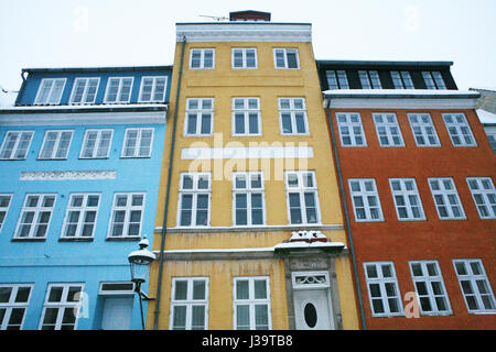 Maisons colorées à Christiania, Copenhague, Danemark Banque D'Images