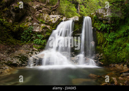 Incayanal cascade. Villa La Angostura, Argentine. Banque D'Images