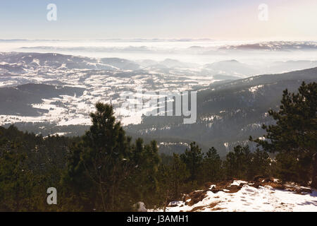 Paysage d'hiver vue depuis mountain Maljen Divcibare Serbie Banque D'Images