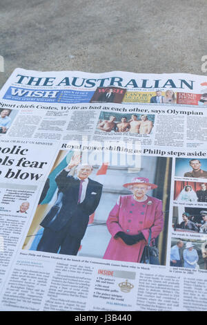 Adélaïde, Australie. 5 mai, 2017. La première page du journal national australien dispose de son Altesse Royale le Prince Philip annonce à cesser d'engagements royale à l'âge de 96 ans Crédit : amer ghazzal/Alamy Live News Banque D'Images