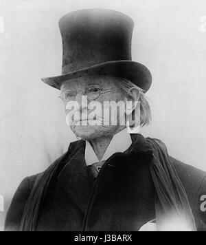 Dr Mary Edwards Walker man's top coat et hat c 1911 Banque D'Images