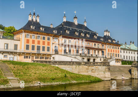 Au château de Pillnitz Wasserpalais près de Dresde en Allemagne. Banque D'Images