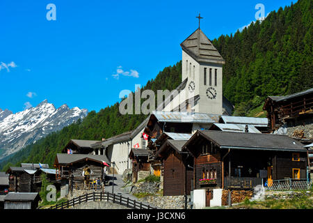 Patrimoine suisse Blatten Lötschental, village de montagne, Alpes Pennines, Valais, Suisse Banque D'Images