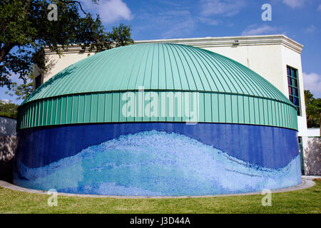 Miami Florida,Coconut Grove,Elizabeth Virrick Park,auditorium,extérieur,avant,entrée,carrelage,mosaïque,dôme,bleu,océan,vagues,eau,design,art,archi Banque D'Images