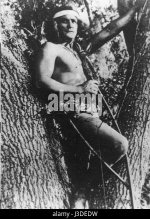 Tarzan des singes Année : 1918 USA Réalisateur : Scott Sidney Elmo Lincoln Banque D'Images