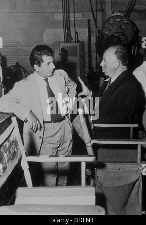 L'homme qui en savait trop Année : 1956 USA Daniel Gelin, Alfred Hitchcock Shooting photo Banque D'Images