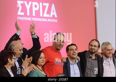 Le premier candidat, Alexis Tsipras est titulaire d'un discours à Thessalonique Banque D'Images