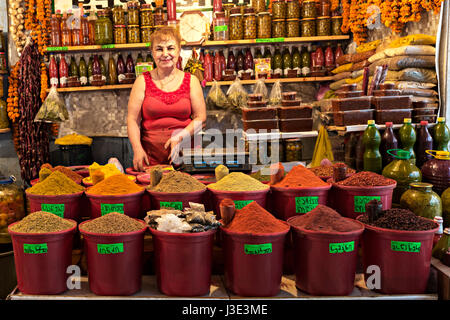 Épices et marinades shop à Tbilissi, Géorgie. Banque D'Images