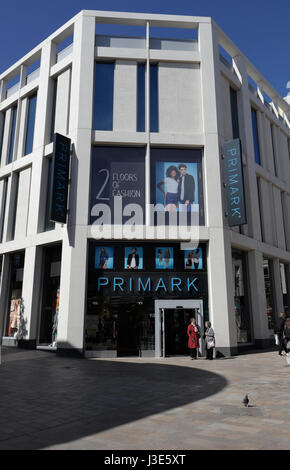 Primark Store Retail Shop, le quartier commerçant de Moor, Sheffield, Angleterre, Royaume-Uni Banque D'Images