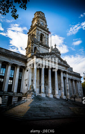 Portsmouth Guildhall en début de soirée sunshine accueil des carillons de Pompey Banque D'Images