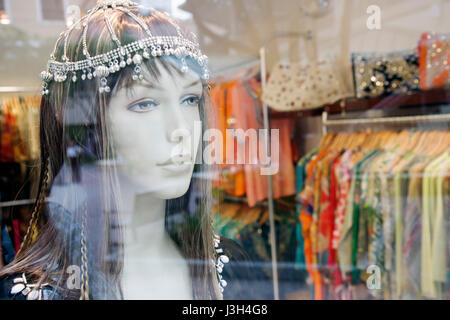 Miami Florida,région de Brickell,Mary Brickell Village,magasin,magasins,entreprises,district,fenêtre,shopping shopper shoppers magasins marché marchés marketpl Banque D'Images