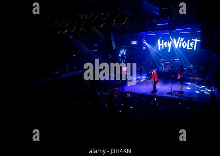 Milan, Italie. 04 mai, 2017. Groupe de rock américain Hey Violet effectue live au Magazzini Generali. Credit : Mairo Cinquetti/Pacific Press/Alamy Live News Banque D'Images