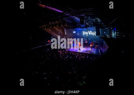 Milan, Italie. 04 mai, 2017. Groupe de rock américain Hey Violet effectue live au Magazzini Generali. Credit : Mairo Cinquetti/Pacific Press/Alamy Live News Banque D'Images