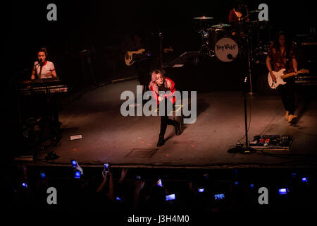 Milan, Italie. 04 mai, 2017. Groupe de rock américain Hey Violet effectue live au Magazzini Generali. Credit : Mairo Cinquetti/Pacific Press/Alamy Live News Banque D'Images