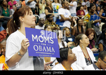 Miami Florida,Coral Gables,Université de Miami,BankUnited Center,centre,candidat démocrate Barak Obama,rallye,élection présidentielle,campagne,signe,log Banque D'Images