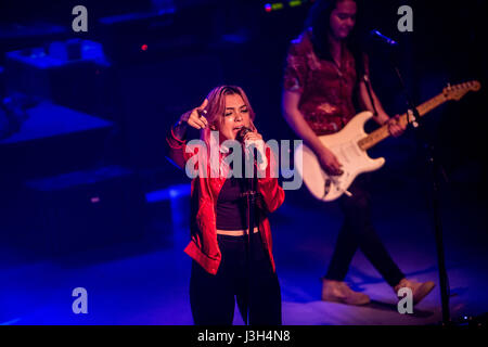 Milan, Italie. 04 mai, 2017. Groupe de rock américain Hey Violet effectue live au Magazzini Generali. Credit : Mairo Cinquetti/Pacific Press/Alamy Live News Banque D'Images