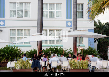 Miami Beach Florida, Ocean Drive, rue, table de trottoir, Park Central, hôtel, terrasse extérieure, tables, restaurant, restaurant, restaurants, cuisine Banque D'Images