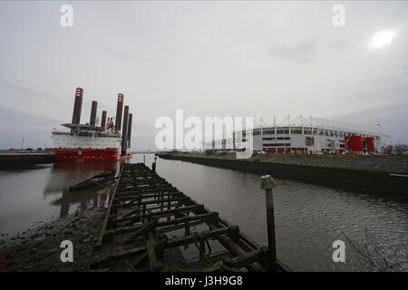 Aventure MPI WIND TURBINE À MIDDLESBROUGH FC V MANCHESTER STADE RIVERSIDE MIDDLESBROUGH ANGLETERRE 11 Mars 2017 Banque D'Images