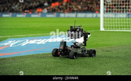 TV REMOTE CAMERA LIVERPOOL V MANCHESTER CITY STADE DE WEMBLEY Londres Angleterre 28 Février 2016 Banque D'Images