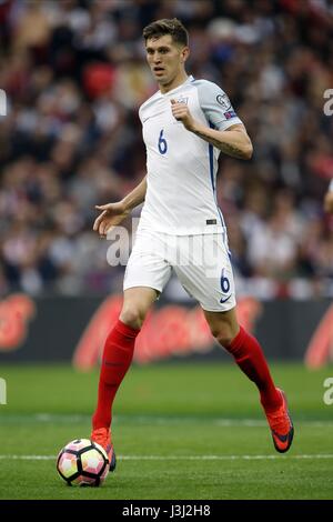 JOHN STONES ANGLETERRE Manchester City FC ANGLETERRE & Manchester City FC WEMBLEY Londres Angleterre 08 octobre 2016 Banque D'Images