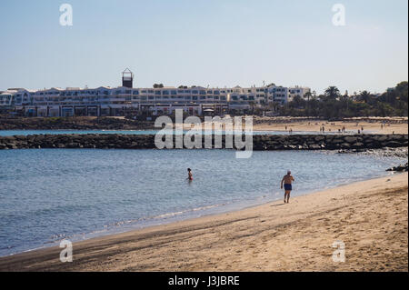 Playa Las Cucharas, Costa Teguise, Lanzarote, Iles Canaries, Espagne Banque D'Images