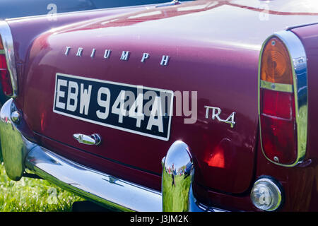 Violet/rouge Triumph TR4 Banque D'Images