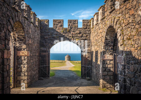 Temple Mussenden et Descente Demesne Banque D'Images