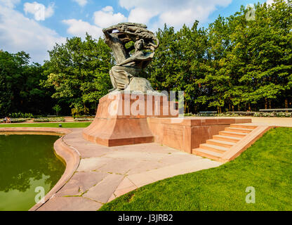 La Pologne, Voïvodie de Mazovie, Varsovie, Parc des Thermes royaux, statue de Chopin Banque D'Images