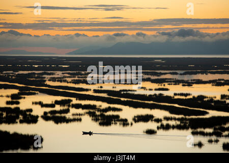 Lever du soleil sur le lac Titicaca au Pérou Banque D'Images